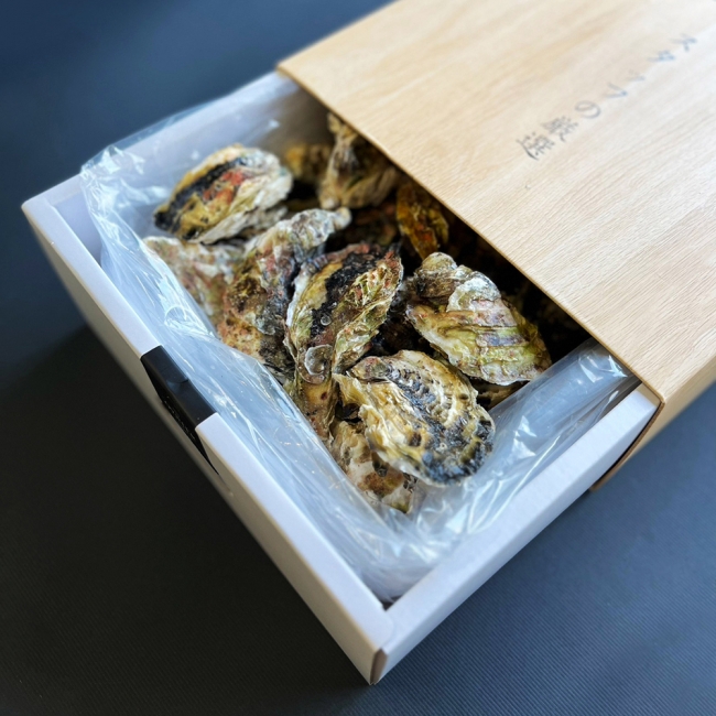 澎湖新鮮生凍帶殼牡蠣禮盒-3公斤/盒